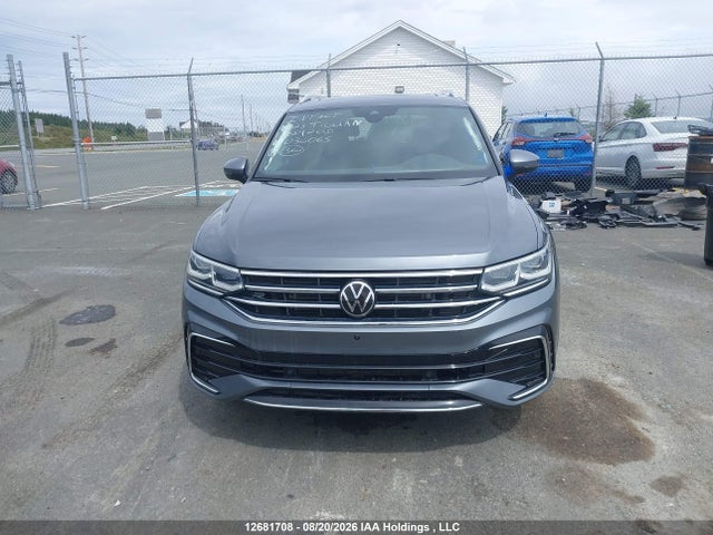 3VV4B7AX7PM036065 Volkswagen Tiguan Highline R-line