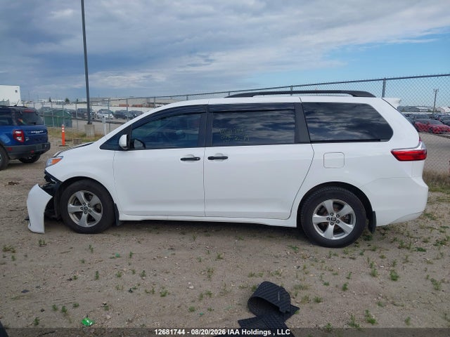 5TDZZ3DC8LS067479 Toyota Sienna L