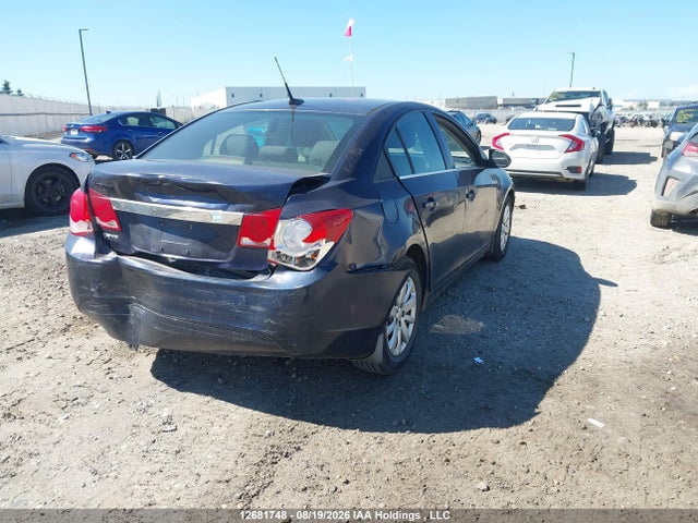 2011 Chevrolet Cruze Ls მანქანა იყიდება აუქციონზე, vin: 1G1PA5SH0B7182703, აუქციონის ნომერი: 12681748