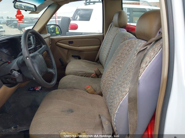 Продажа на аукционе авто 1999 Gmc New Sierra C1500, vin: 1GTEC14V2XE526961, номер лота: 12681753