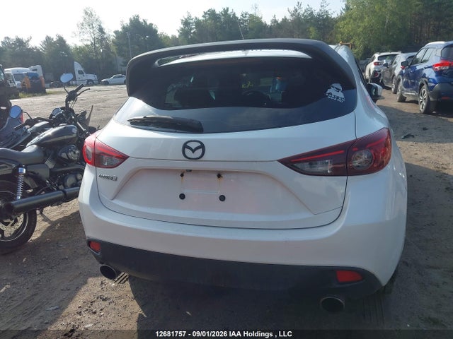 Mazda Mazda3 Gs-sky 2014 JM1BM1L77E1158493 Image 15