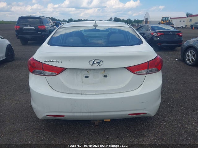 2013 Hyundai Elantra Gls მანქანა იყიდება აუქციონზე, vin: 5NPDH4AE4DH157471, აუქციონის ნომერი: 12681760