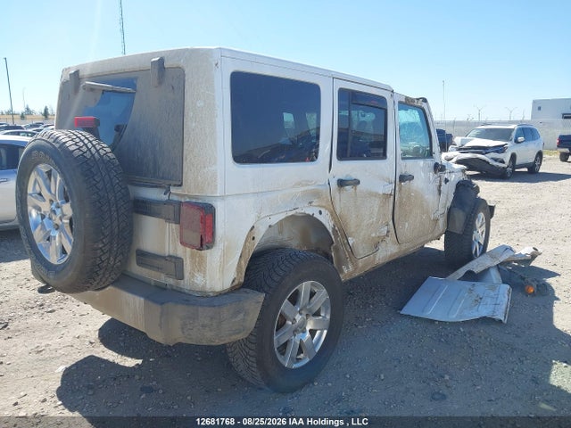 1C4BJWEG1FL627831 Jeep Wrangler Unlimited Sahara
