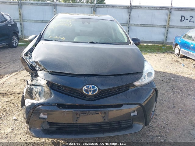 Toyota PRIUS V 2018 JTDZN3EU4JJ075723 Image 11