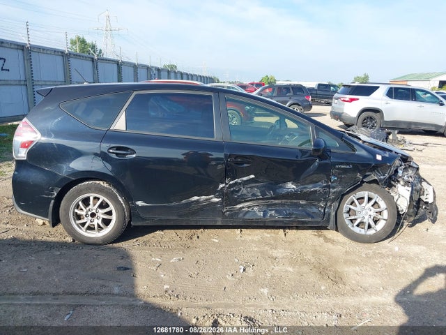 Toyota PRIUS V 2018 JTDZN3EU4JJ075723 Image 12