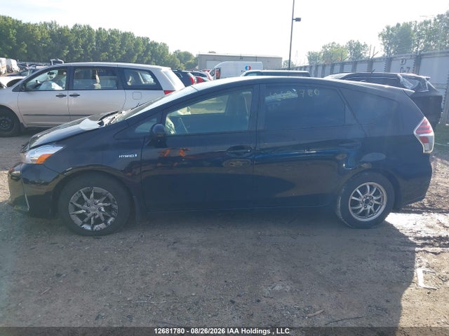 Toyota PRIUS V 2018 JTDZN3EU4JJ075723 Image 13