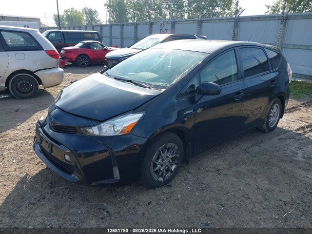 Toyota PRIUS V 2018 JTDZN3EU4JJ075723 Image 2