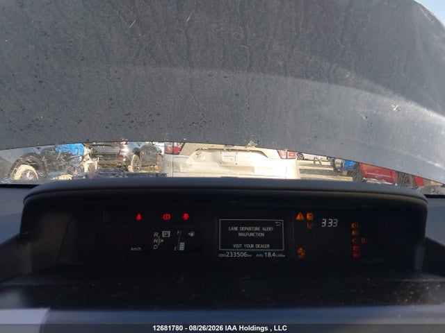 Toyota PRIUS V 2018 JTDZN3EU4JJ075723 Image 7