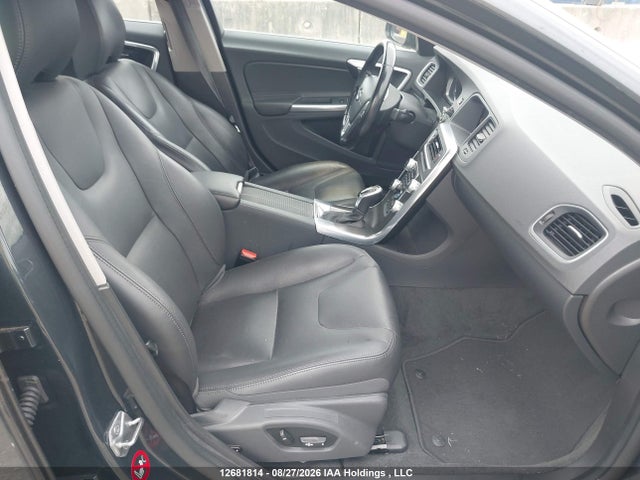 Volvo S60 Premier 2016 YV1612TK4G2404587 Image 5