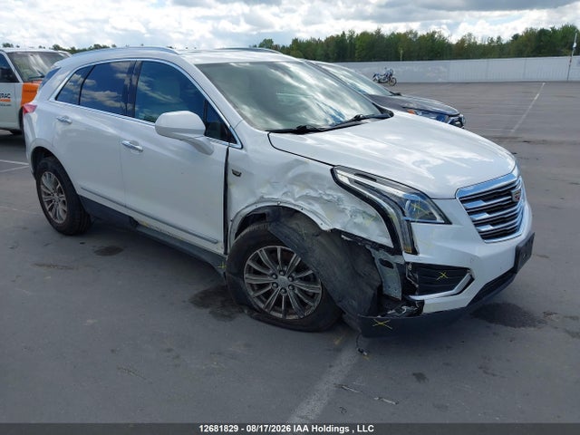 Cadillac XT5 LUXURY 2017 1GYKNDRS0HZ297083 main image