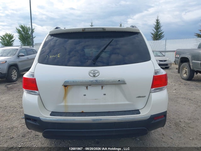 12681867 :رقم المزاد ، 5TDBK3EH4CS142890 vin ، 2012 Toyota Highlander V6 مزاد بيع
