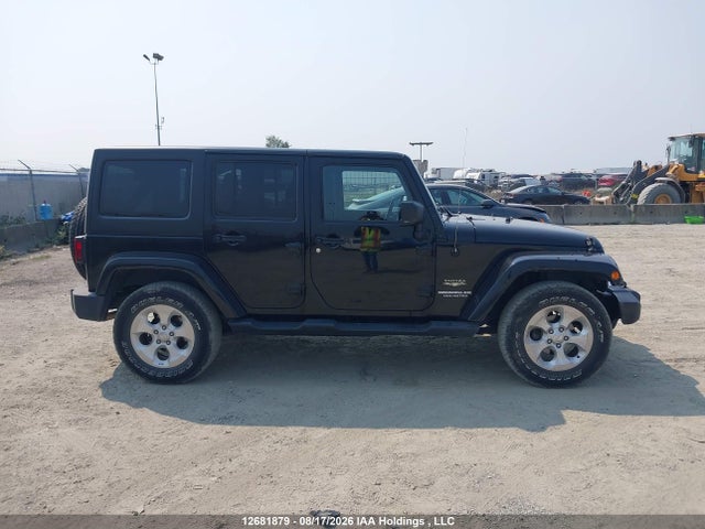 1C4BJWEG6FL775070 Jeep Wrangler Unlimited Sahara
