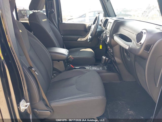 1C4BJWEG6FL775070 Jeep Wrangler Unlimited Sahara