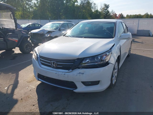 2014 Honda Accord მანქანა იყიდება აუქციონზე, vin: 1HGCR2F57EA808253, აუქციონის ნომერი: 12681891