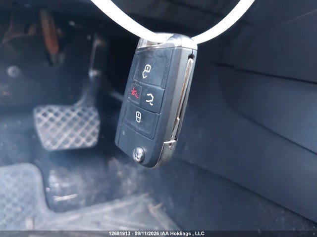 2015 Volkswagen Golf 2.0 Tdi Comfortline/2.0 Tdi Highline/2.0 Tdi Trendline მანქანა იყიდება აუქციონზე, vin: 3VW2A7AU5FM017489, აუქციონის ნომერი: 12681913