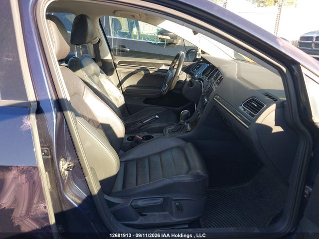 2015 Volkswagen Golf 2.0 Tdi Comfortline/2.0 Tdi Highline/2.0 Tdi Trendline მანქანა იყიდება აუქციონზე, vin: 3VW2A7AU5FM017489, აუქციონის ნომერი: 12681913
