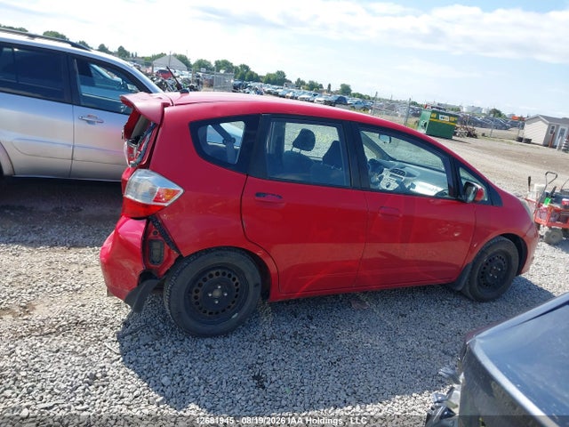 2013 Honda Fit მანქანა იყიდება აუქციონზე, vin: LUCGE8H56D3007632, აუქციონის ნომერი: 12681945