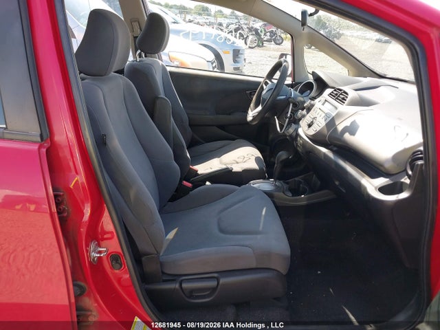 2013 Honda Fit მანქანა იყიდება აუქციონზე, vin: LUCGE8H56D3007632, აუქციონის ნომერი: 12681945