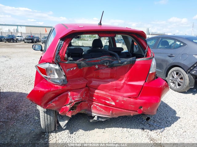 2013 Honda Fit მანქანა იყიდება აუქციონზე, vin: LUCGE8H56D3007632, აუქციონის ნომერი: 12681945
