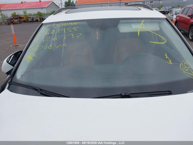 3VV2B7AX7JM126332 Volkswagen Tiguan Comfortline