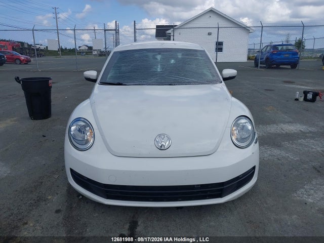Продажа на аукционе авто 2012 Volkswagen Beetle 2.5l Comfortline/2.5l Highline/premiere/premiere+, vin: 3VWJX7AT7CM623101, номер лота: 12681988