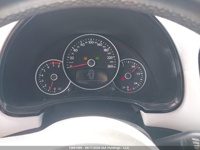Продажа на аукционе авто 2012 Volkswagen Beetle 2.5l Comfortline/2.5l Highline/premiere/premiere+, vin: 3VWJX7AT7CM623101, номер лота: 12681988