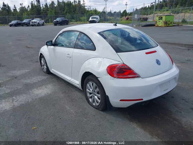 Продажа на аукционе авто 2012 Volkswagen Beetle 2.5l Comfortline/2.5l Highline/premiere/premiere+, vin: 3VWJX7AT7CM623101, номер лота: 12681988