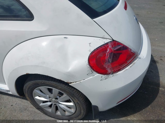 Продажа на аукционе авто 2012 Volkswagen Beetle 2.5l Comfortline/2.5l Highline/premiere/premiere+, vin: 3VWJX7AT7CM623101, номер лота: 12681988