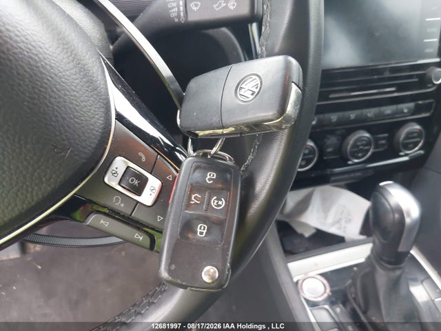 Volkswagen Passat Highline 2021 1VWBA7A31MC007936 Image 9