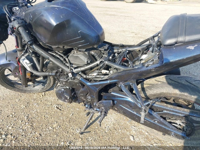 2016 Yamaha Yzfr3 მანქანა იყიდება აუქციონზე, vin: MH3RH06N7GK003562, აუქციონის ნომერი: 12682010