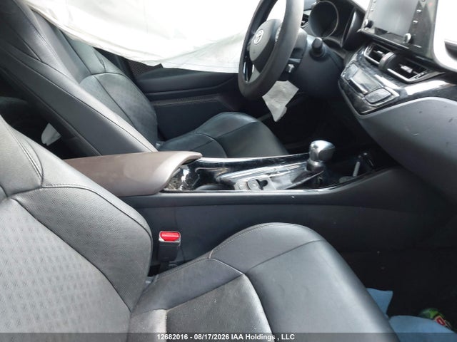 NMTKHMBX2KR071671 Toyota C-HR