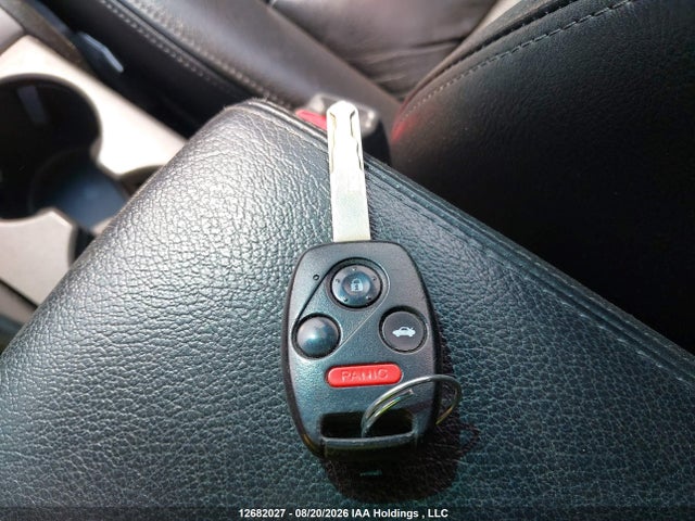 12682027 :رقم المزاد ، 1HGCM66556A800692 vin ، 2006 Honda Accord Ex V6 مزاد بيع