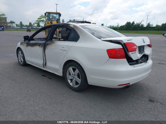 2013 Volkswagen Jetta 2.0 Tdi Comfortline მანქანა იყიდება აუქციონზე, vin: 3VWDL7AJ1DM435697, აუქციონის ნომერი: 12621776