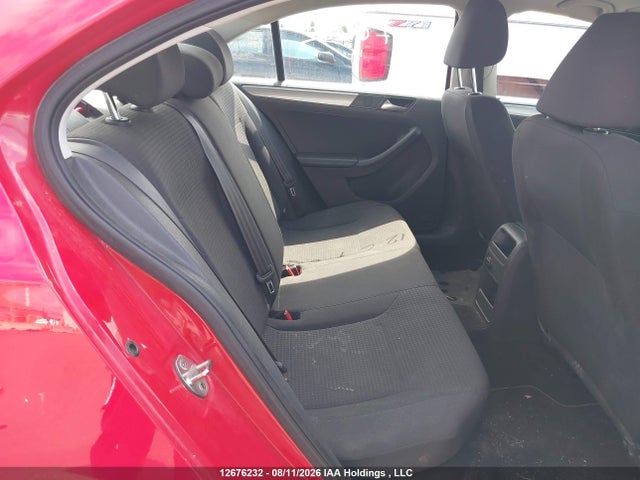 12676232 :رقم المزاد ، 3VW1K7AJ6FM420668 vin ، 2015 Volkswagen Jetta 2.0l Trendline/2.0l Trendline+ مزاد بيع