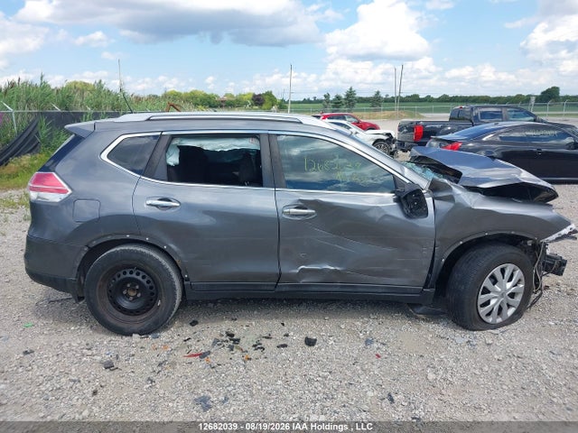 2016 Nissan Rogue S/sl/sv მანქანა იყიდება აუქციონზე, vin: 5N1AT2MT7GC790168, აუქციონის ნომერი: 12682039