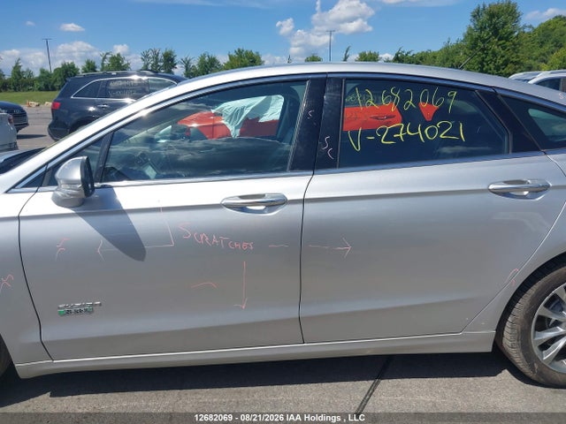 12682069 :رقم المزاد ، 3FA6P0PU8JR274021 vin ، 2018 Ford Fusion مزاد بيع
