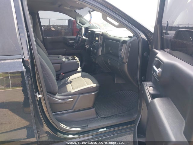 1GCRYBEF3KZ245723 Chevrolet Silverado 1500 Custom