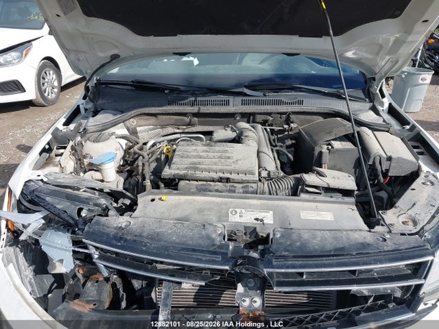 Продажа на аукционе авто 2017 Volkswagen Jetta, vin: 3VWDB7AJ2HM327176, номер лота: 12682101