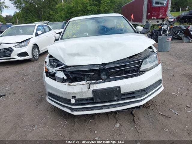 Продажа на аукционе авто 2017 Volkswagen Jetta, vin: 3VWDB7AJ2HM327176, номер лота: 12682101