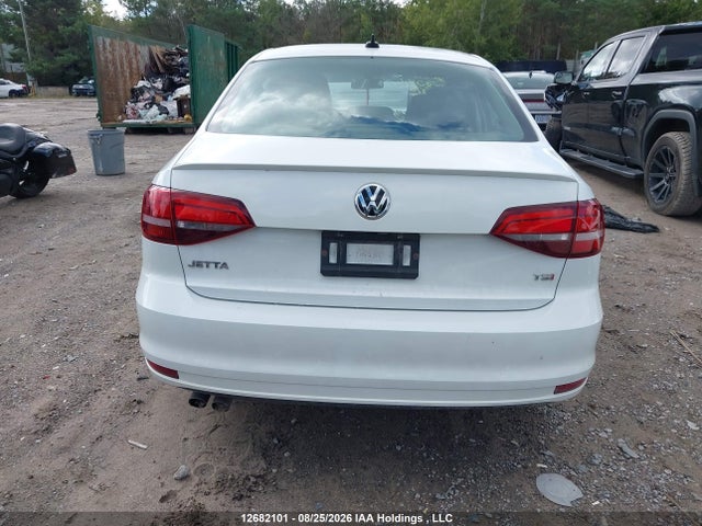 Продажа на аукционе авто 2017 Volkswagen Jetta, vin: 3VWDB7AJ2HM327176, номер лота: 12682101