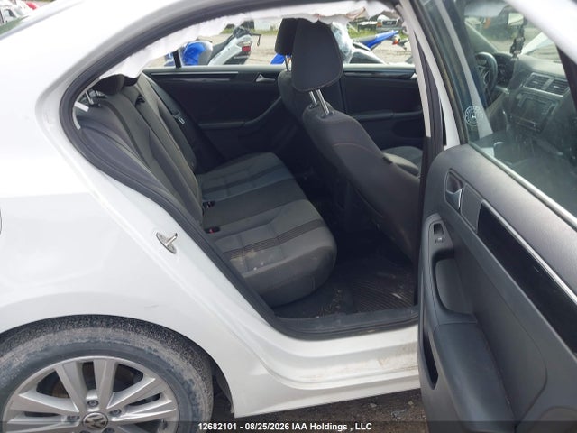 Продажа на аукционе авто 2017 Volkswagen Jetta, vin: 3VWDB7AJ2HM327176, номер лота: 12682101