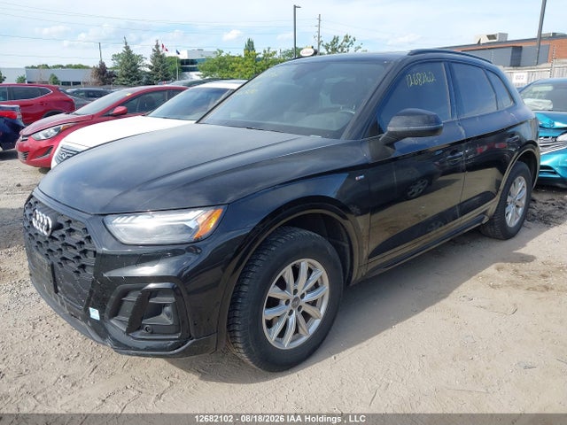 Audi Q5 45 Technik 2023 WA1FAAFY7P2029210 Image 2