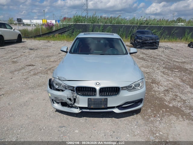 BMW 328i Xdrive 2014 WBA3B3C5XEF544877 Image 12