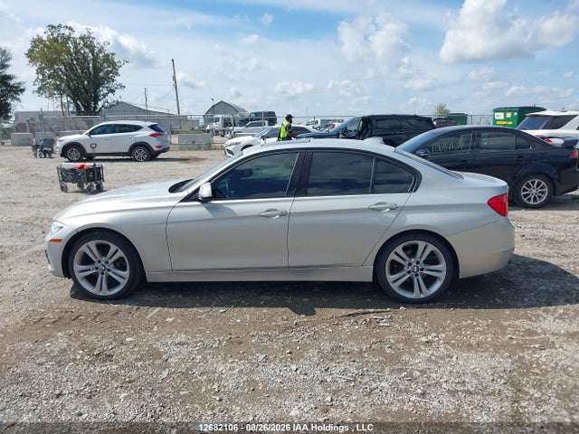 BMW 328i Xdrive 2014 WBA3B3C5XEF544877 Image 14