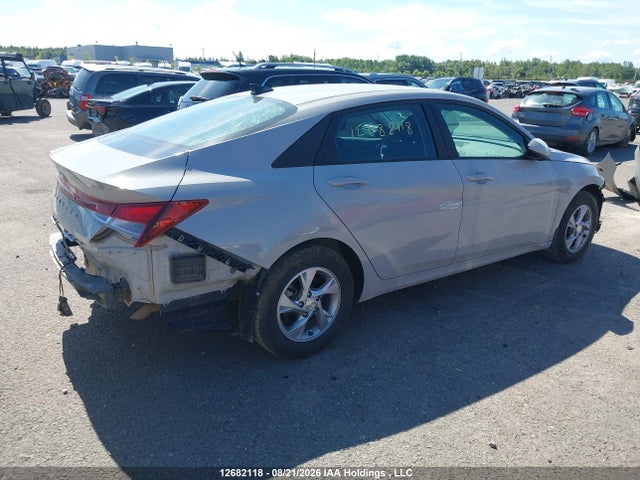 2022 Hyundai Elantra Sel მანქანა იყიდება აუქციონზე, vin: KMHLM4AG4NU331566, აუქციონის ნომერი: 12682118