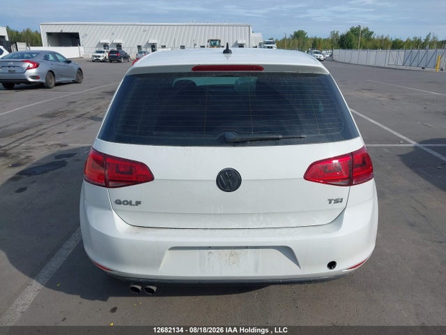 12682134 :رقم المزاد ، 3VW817AU0HM031880 vin ، 2017 Volkswagen Golf Trendline مزاد بيع