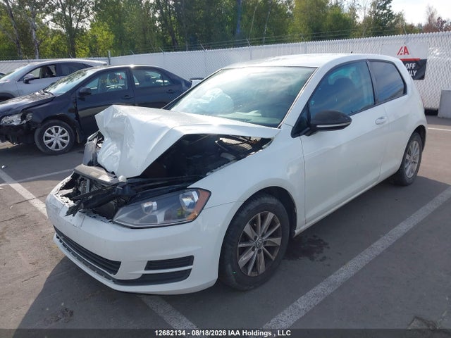 12682134 :رقم المزاد ، 3VW817AU0HM031880 vin ، 2017 Volkswagen Golf Trendline مزاد بيع
