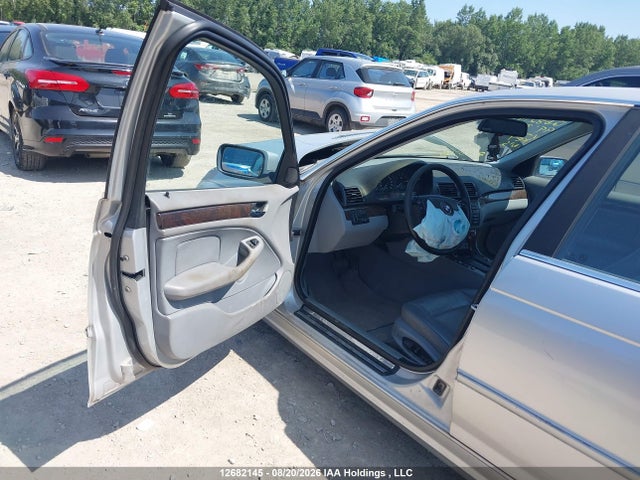 12682145 :رقم المزاد ، WBAAM5338XFR00659 vin ، 1999 Bmw 3-series مزاد بيع