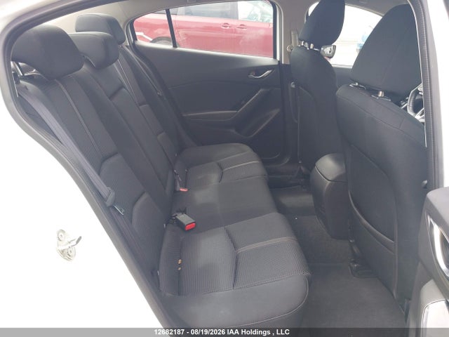 JM1BN1V77J1177906 Mazda Mazda3 50th Anniversary Edition/gs/se