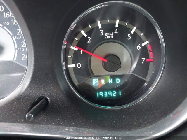 2013 Chrysler 200 Touring მანქანა იყიდება აუქციონზე, vin: 1C3CCBBB2DN758448, აუქციონის ნომერი: 12682196
